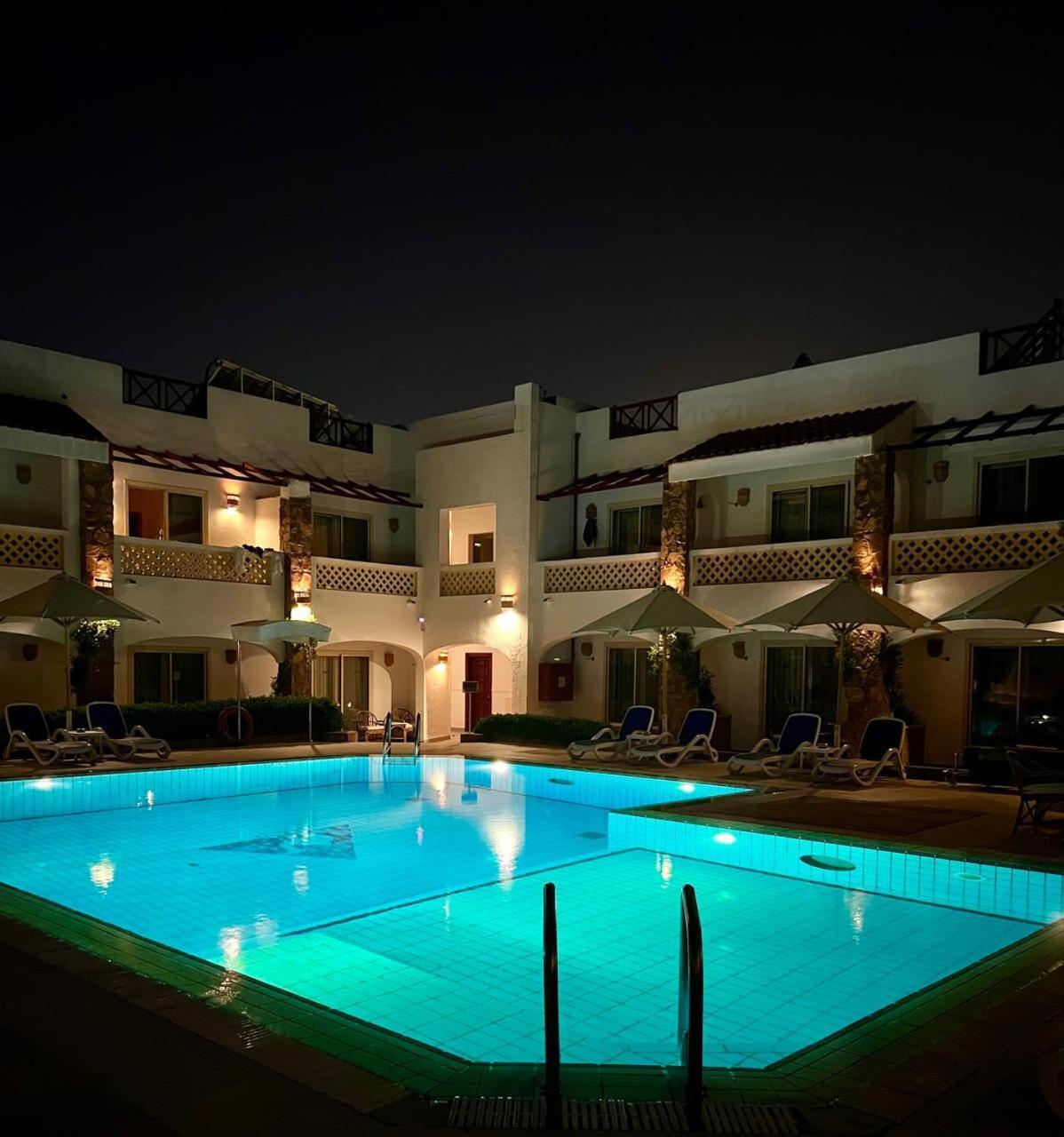 Camel Dive Club & Hotel - Boutique Hotel シャルム・エル・シェイク エクステリア 写真