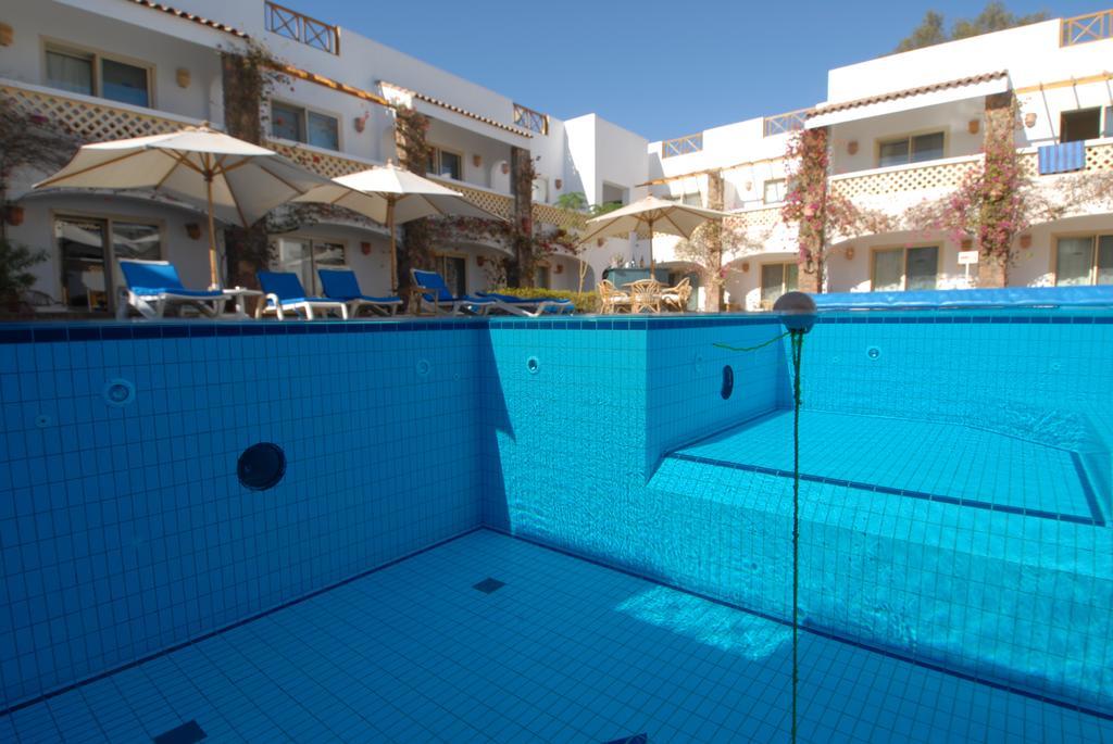Camel Dive Club & Hotel - Boutique Hotel シャルム・エル・シェイク エクステリア 写真